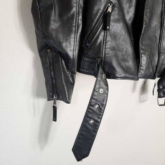 H&M Womens Black Faux/Vegan Leather Motorcycle Biker Jacket-Size 0 - Picture 6 of 10